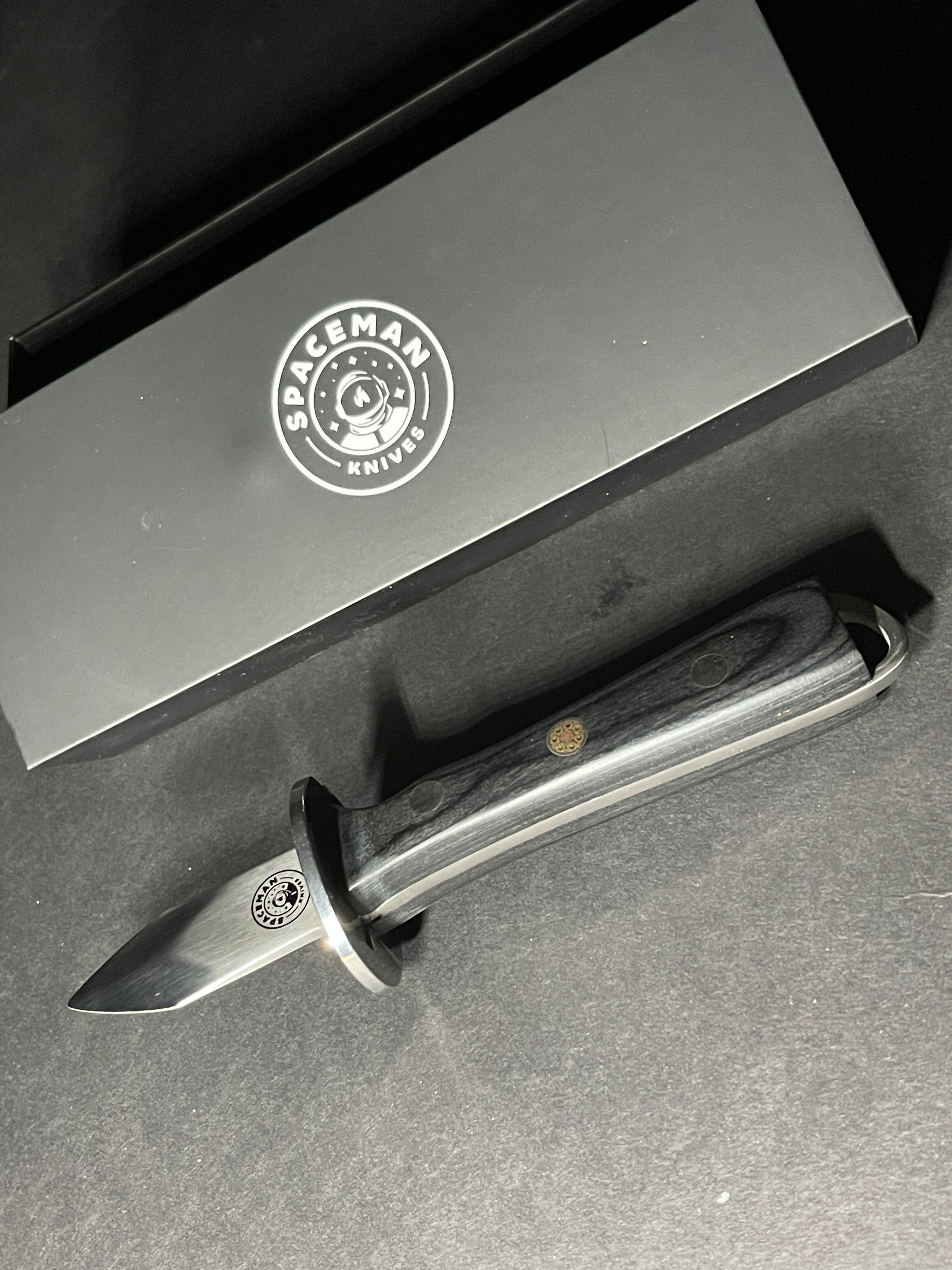 Space Shucker Oyster Knife