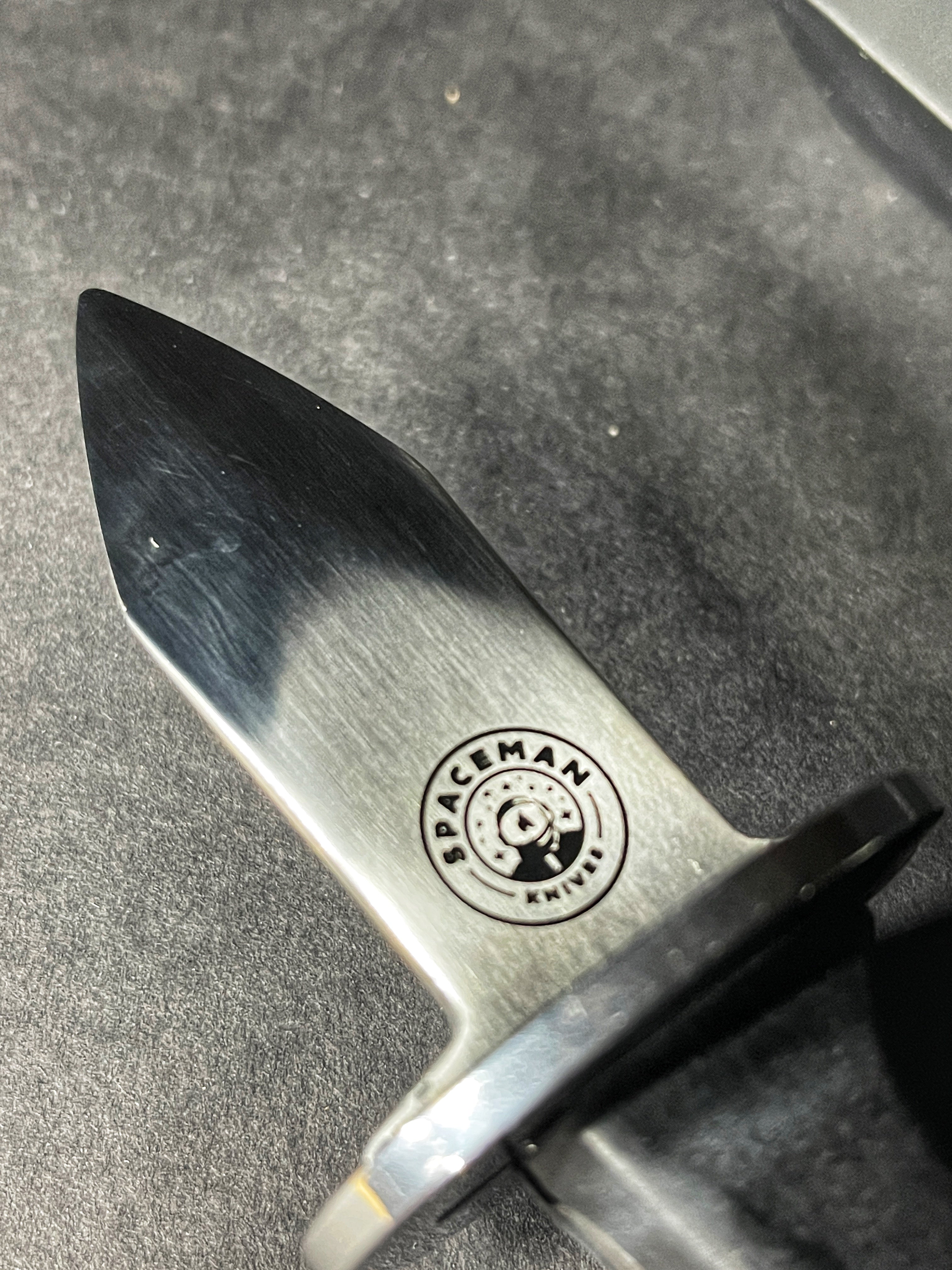 Space Shucker Oyster Knife