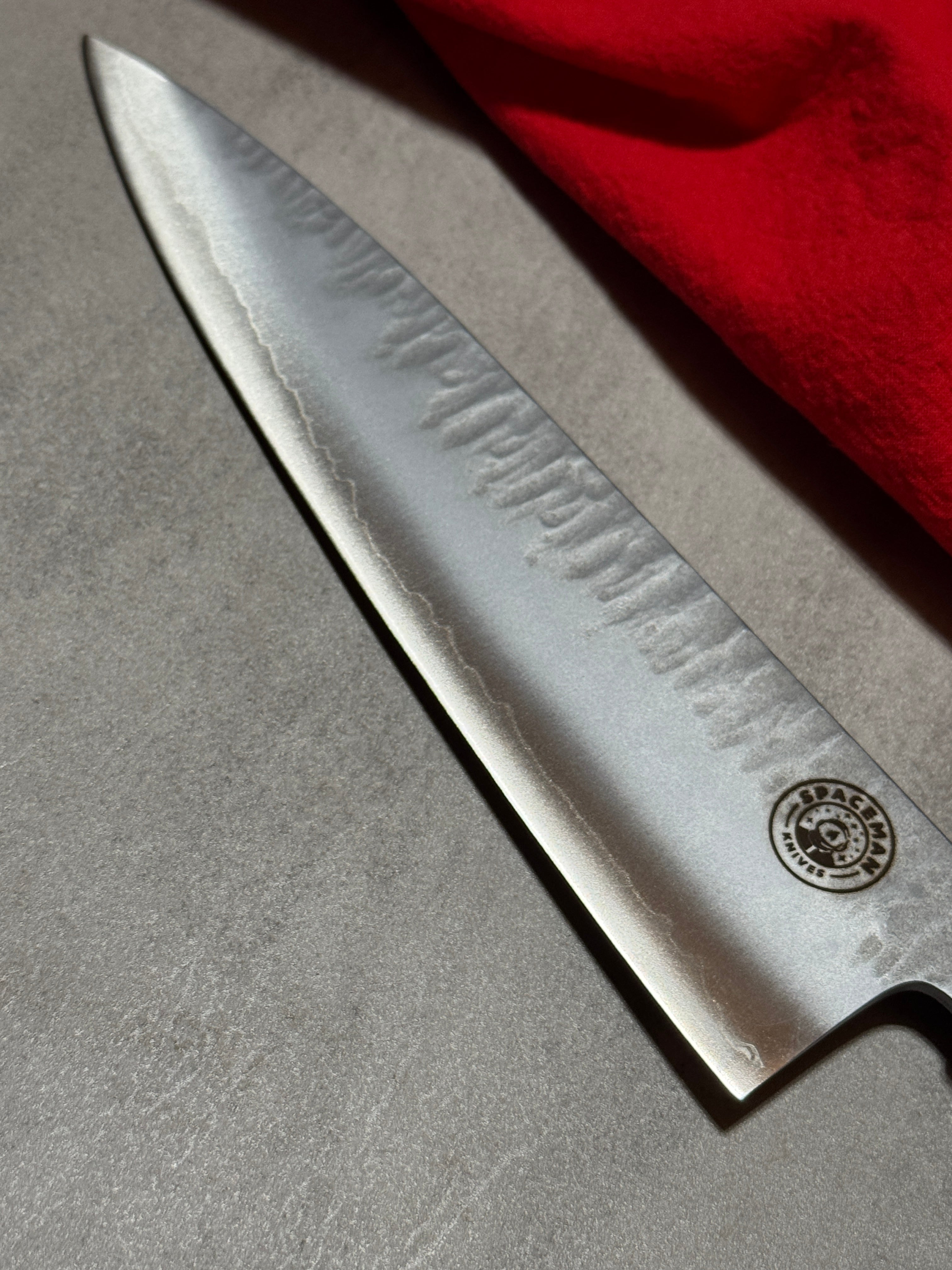 Titan Series Chef Knife – 8"