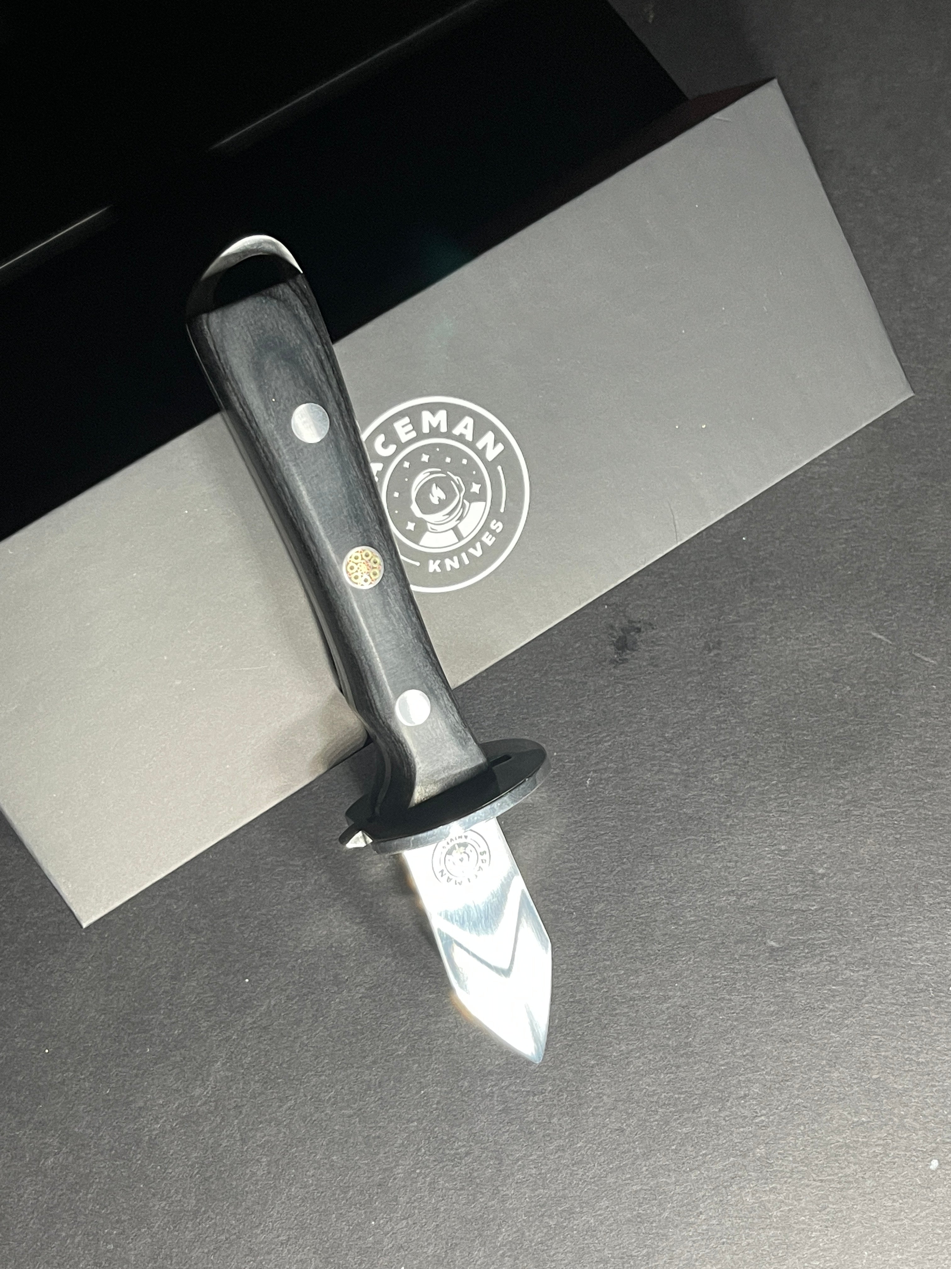 Space Shucker Oyster Knife
