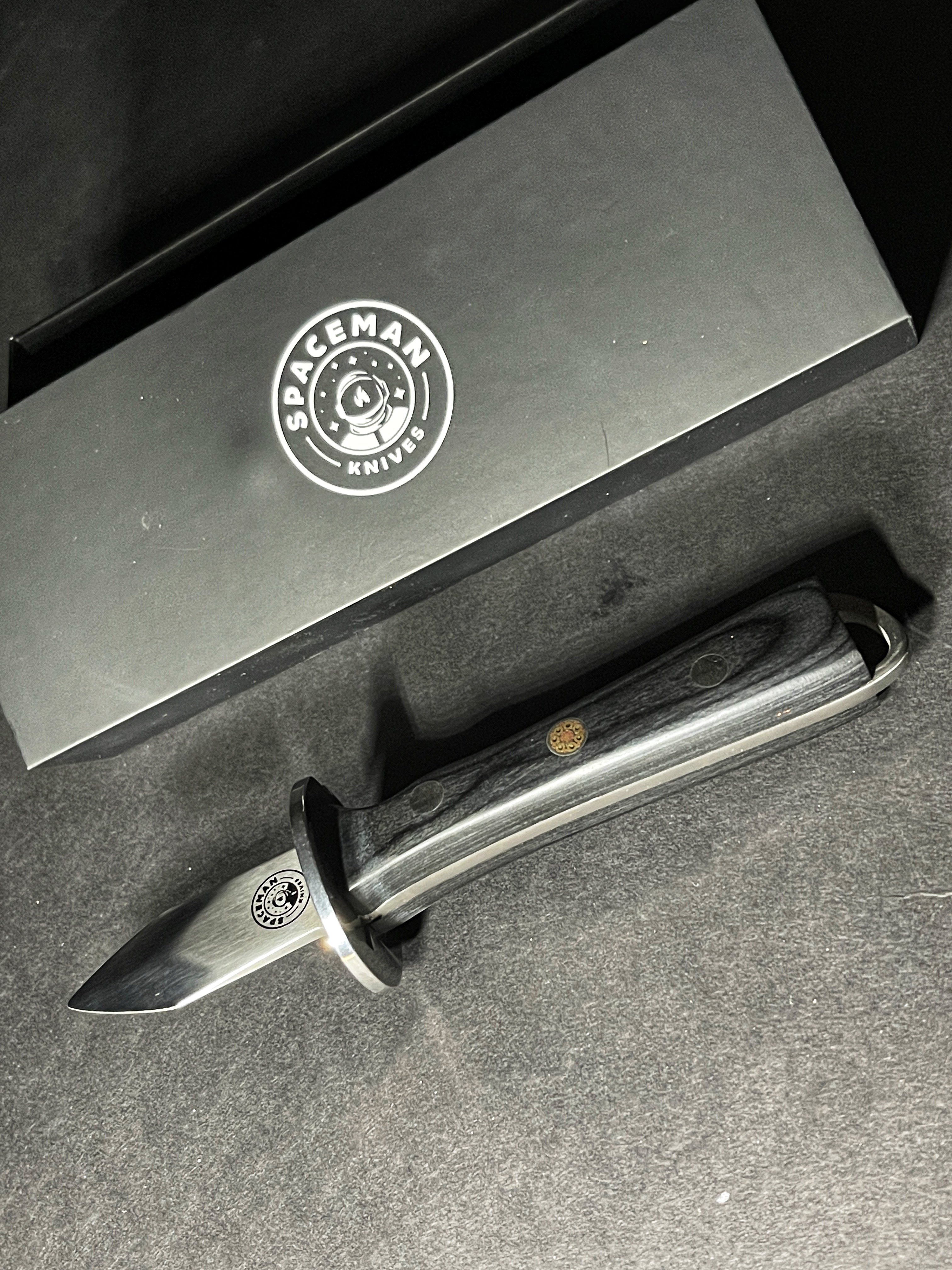 Space Shucker Oyster Knife